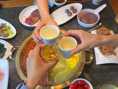 -小天鹅火锅·一线江景洪鼎旗舰店(洪崖洞店)