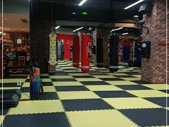 -拳盛时代拳击俱乐部(北京路店)