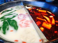 -湊湊火锅·茶憩(新中关购物中心店)
