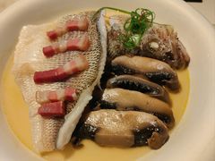 -港丽餐厅(高德置地店)