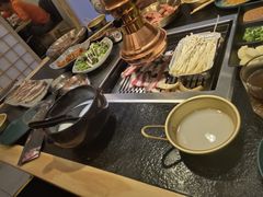 -臻牛烤肉