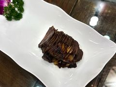 -梅龙镇酒家(南京西路总店)