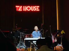 -TZ House音乐现场(来福士中心店)