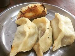 -黄阿姨锅贴大王(万航渡路店)