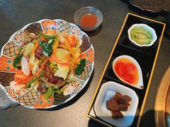 -铭牛烧肉·和牛海鲜自助(高新月牙湖店)
