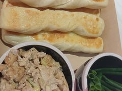 虾酱卷子-渔民船说·北塘海鲜·天津菜·海肠捞饭(北塘古镇店)