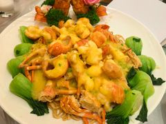 -龙悦湾酒家·八阵鱼生·渔人码头店