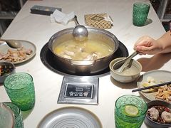 -喃喃椰·糟粕醋·椰子鸡火锅(七堡花园店)