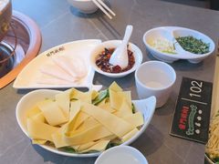 -前门·鲜肉火锅(长风店)