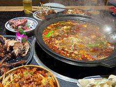 -小饕荟雅安贡椒鱼鲜馆(广福桥店)