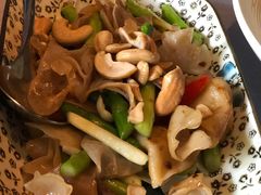 芦笋腰果炒双耳-T館·花园艺术餐厅