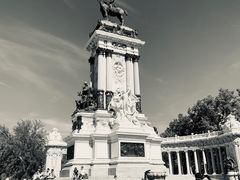 -阿方索十二世纪念碑