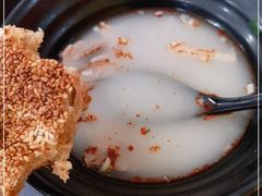 -万红路羊汤烧饼店(将台路店)