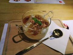 桃胶凉粉-炖物24章·顺时轻养茶(杭州大厦店)