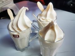 -古老冰山特色冰淇淋店(艾提尕尔店)