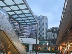 -瑞虹新天地月亮湾
