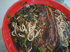 -小龙大肉面馆