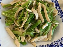 -七的湖·晚芳亭·阳澄湖农家菜·大闸蟹(莲花岛店)