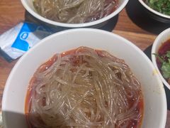 -万记麻辣烫国展总店