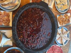 -重庆洪崖洞老火锅(音乐广场店)