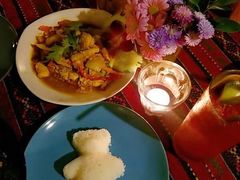 -Tikky Cafe