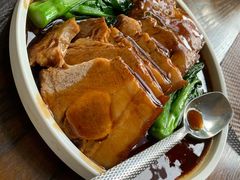 咸蛋黄红烧肉-肴约·花园式餐厅(湖里店)