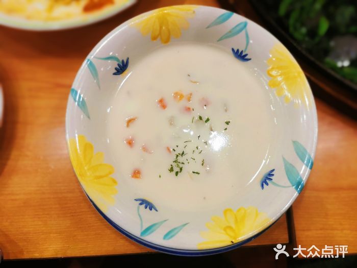 萨莉亚意式餐厅(南京环亚凯瑟琳广场店)奶油海鲜浓汤图片