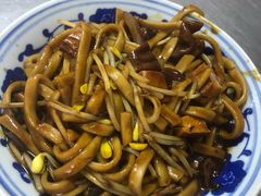 -珠宝街老左杂酱面馆