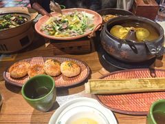 -云海肴·汽锅鸡·云南菜(天山百盛优客店)