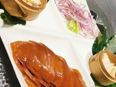 梧桐四味烤鸭-梧桐北京烤鸭·铜锅涮肉(海岸城店)