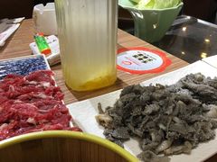 -潮汕牛肉火锅