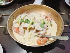 -大头虾越式风味餐厅(光明广场店)