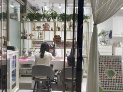 -吉吉靓甲美睫