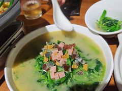 -金枝玉叶上海人家食府(三里河店)