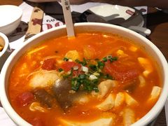 -渝是乎酸菜鱼(龙旗购物中心店)