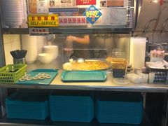 -亚王咖喱鸡米粉面