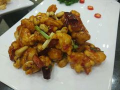 -大鸭梨烤鸭店(金顶街店)