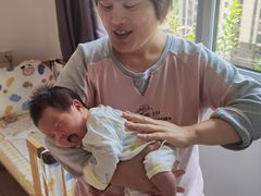 -秋歌护理·月嫂·育儿嫂(浦东医院店)