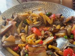 -老唐三下锅 ·张家界地标美食(溪布街店)