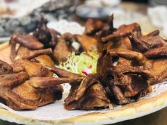 招牌灵芝红烧乳鸽-五谷芳乳鸽王（大梅沙总店C区）(网红打卡店)
