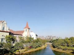 -松山湖南湖湾露营营地