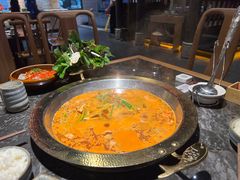 -野山舂·贵州现舂酸汤牛肉(东山店)