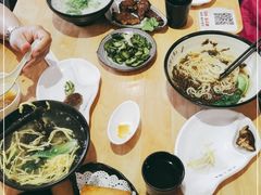 -玖鲜小笼(中山广场店)