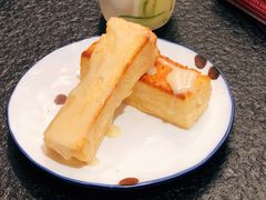 烤吐司-何妹湿辣牛肉·粤式烧烤砂煲(桂雅路店)