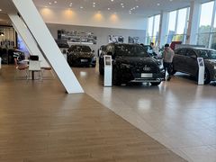 -上海永达奥诚奥迪4S店(申江路店)