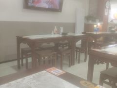 -尹记门钉肉饼(丰台站店)