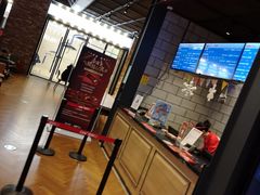 -CGV影城(滨江天街IMAX店)