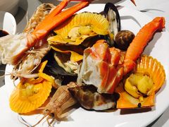 -领鲜活海鲜榴莲自助火锅(东门店)