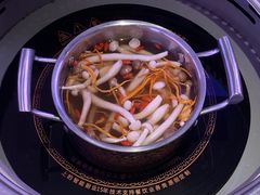 -故里和山·成都火锅(欢乐港湾店)