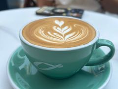 -Line 咖啡(石厦花园店)